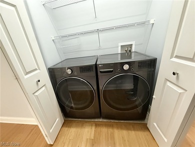 Rare opportunity to own a recently updated 3-bed, 3.5-bath - photo 20