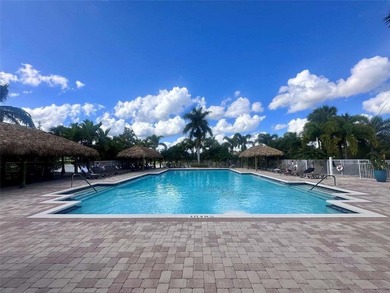 1868 sq.ft CBS Lake Front Home with great Water Views. 3-beds - photo 24