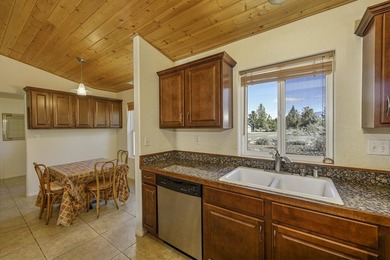 Charming Home with Mt. Shasta Views in Lake Shastina Enjoy the - photo 8