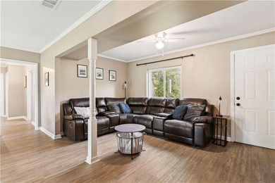 409 Buckingham Place is a wonderful move-in ready opportunity - photo 5