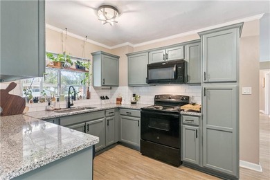 409 Buckingham Place is a wonderful move-in ready opportunity - photo 9