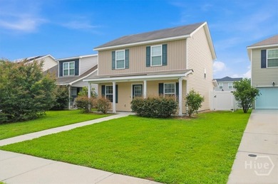 Welcome to 121 Ristona Drive...Step inside this beautifully - photo 4
