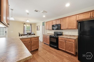 Welcome to 121 Ristona Drive...Step inside this beautifully - photo 5
