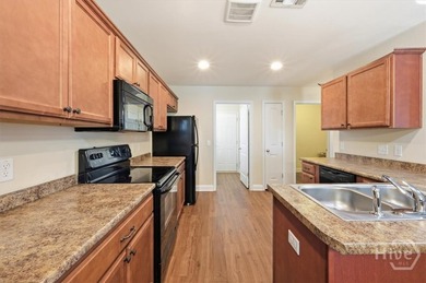Welcome to 121 Ristona Drive...Step inside this beautifully - photo 7