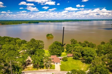 Waterfront home on Lake Livingston - photo 1
