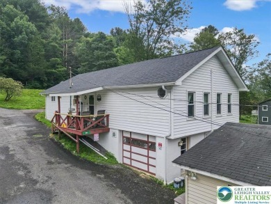 Lake Home For Sale in Kunkletown, Pennsylvania