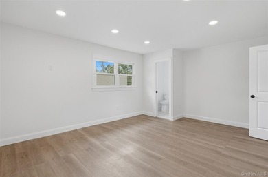INVESTMENT OPPORTUNITY |FULLY RENOVATED PROFESSIONAL BUILDING - photo 21