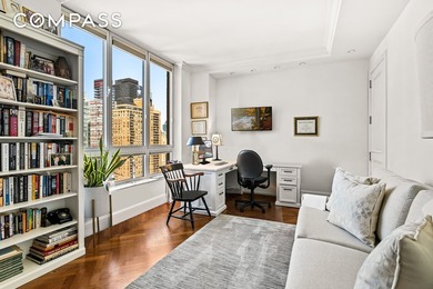 Rediscover a classic Penthouse 7A is a gracious, sun-washed - photo 6