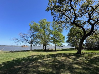 Waterfront home on Lake Livingston - photo 22