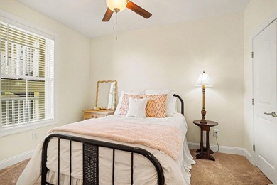 Welcome to this beautifully maintained second-floor - photo 15