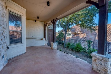 Discover this exceptional, single-level townhome featuring 3 - photo 21