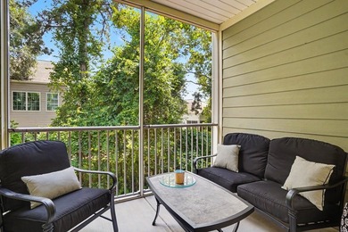 Welcome to this beautifully maintained second-floor - photo 22