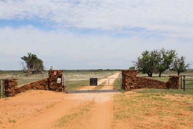 I am pleased to present a premier ranching opportunity located - photo 2