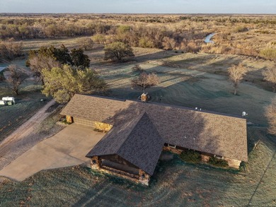 I am pleased to present a premier ranching opportunity located - photo 3