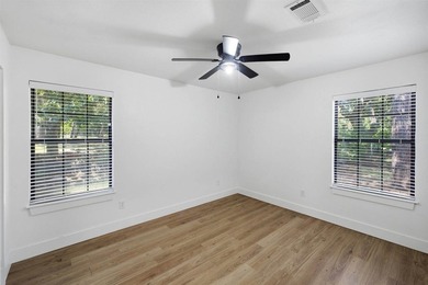 Welcome home to a property that offers something increasingly - photo 23