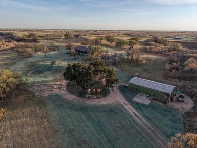 I am pleased to present a premier ranching opportunity located - photo 5