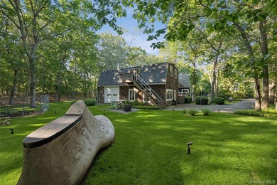 Southampton Retreat with Two Story Annex Nestled within nearly - photo 31