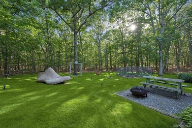 Southampton Retreat with Two Story Annex Nestled within nearly - photo 32