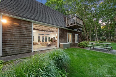 Southampton Retreat with Two Story Annex Nestled within nearly - photo 38