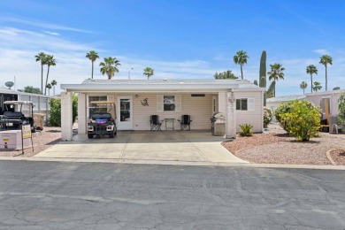 (private lake, pond, creek) Home For Sale in Apache Junction Arizona