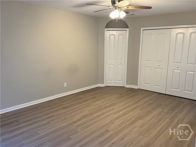 121 Laurelwood Ln - photo 4