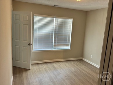 121 Laurelwood Ln - photo 6