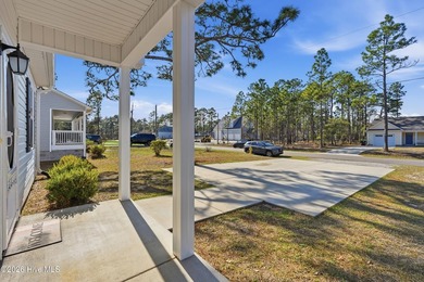 Adorable three bedroom, two bathroom single family home with - photo 5