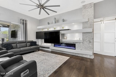 Impeccable private retreat with no neighbors behind! The - photo 11