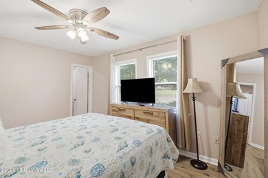 Welcome home to this beautifully updated 4-bedroom, 2-bath home - photo 15