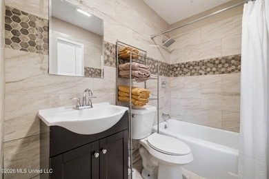 Welcome home to this beautifully updated 4-bedroom, 2-bath home - photo 16