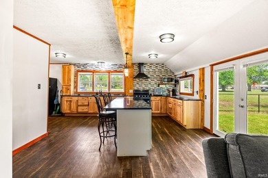Peaceful country living meets modern updates on nearly 4 - photo 22