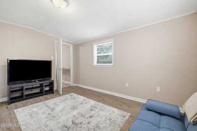 Welcome home to this beautifully updated 4-bedroom, 2-bath home - photo 23
