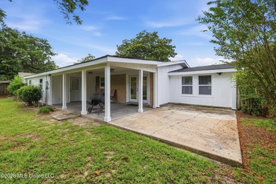 Welcome home to this beautifully updated 4-bedroom, 2-bath home - photo 29