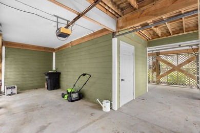 LOCATION! LOCATION! LOCATION! East of Highway 17 and offered at - photo 30