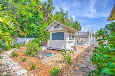 Gorgeous 4 Bedroom 3 bath home in historic area of Stuart. Key - photo 35