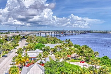 Gorgeous 4 Bedroom 3 bath home in historic area of Stuart. Key - photo 41