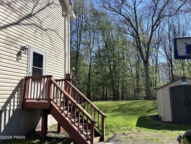 Welcome country Living with inviting front porch and back deck - photo 8