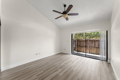 Welcome to this charming 3-bedroom, 2-bathroom villa located in - photo 21
