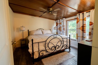Lakefront living at its finest! Enjoy breathtaking lake views - photo 23