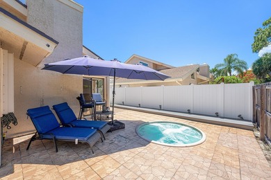 Welcome to this charming 3-bedroom, 2-bathroom villa located in - photo 27