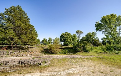 Lakefront living at its finest! Enjoy breathtaking lake views - photo 34