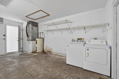 Welcome to this charming single-story residence in - photo 37