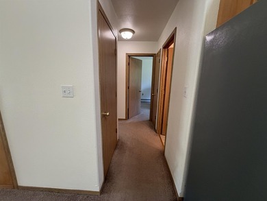 Welcome home to this inviting 3-bedroom, 2-bath residence - photo 9