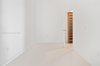 This spectacular, 2 bedrooms + den 3 full baths unit in