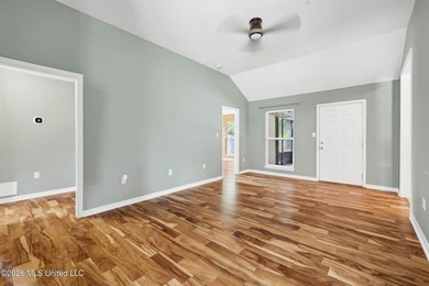 Welcome home to this well maintained 3-bedroom, 2-bathroom home - photo 11