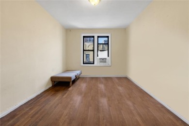 Prime Brighton Beach! Ocean block! This oversized J-4 co-op