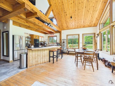 LOCATION LOCATION. Contemporary style home located in desirable - photo 15