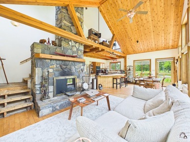 LOCATION LOCATION. Contemporary style home located in desirable - photo 18