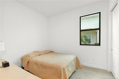 Pool, lake, cul-de-sac and all in a gated community. What more - photo 18