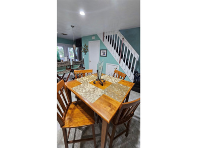 Welcome to this beautifully maintained 2-bedroom, 2.5-bath - photo 22